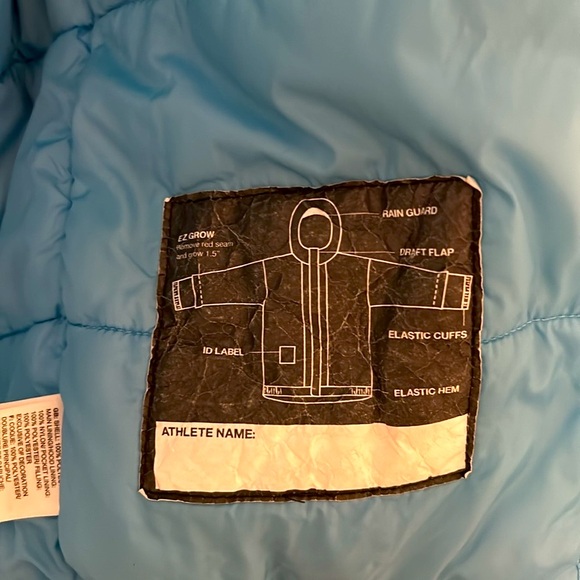 Like New The North Face Unisex Toddler Snow Jacket (size 5T) - Picture 8 of 12